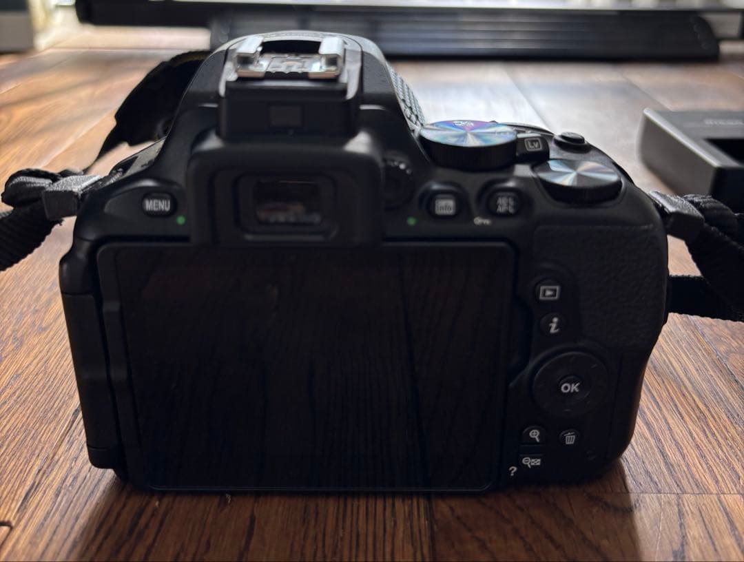 Nikon デジタルー眼レフカメラ D5600 18-140 VR