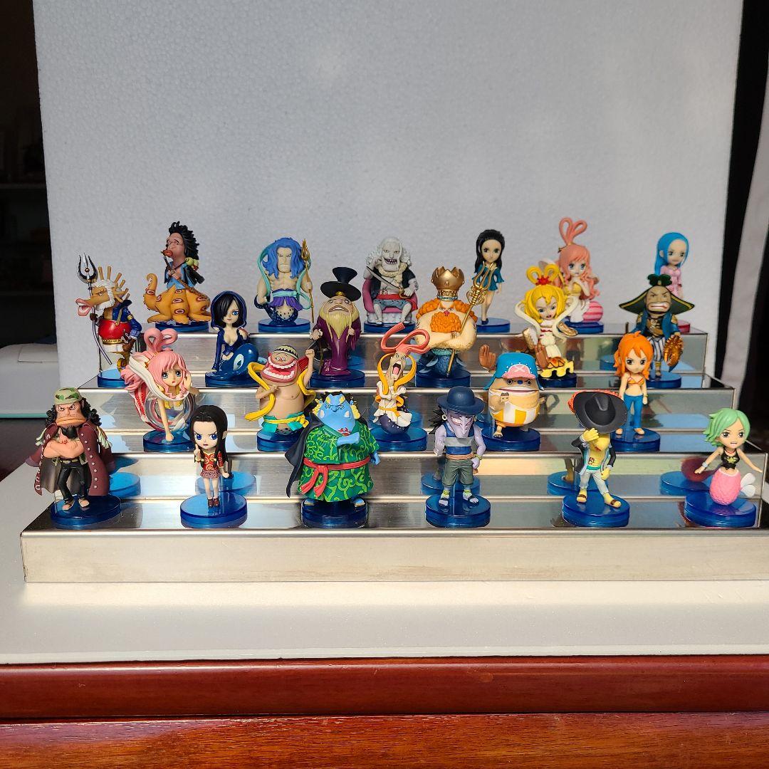 ワンピースワールドコレクタブルフィギア　23種類セット