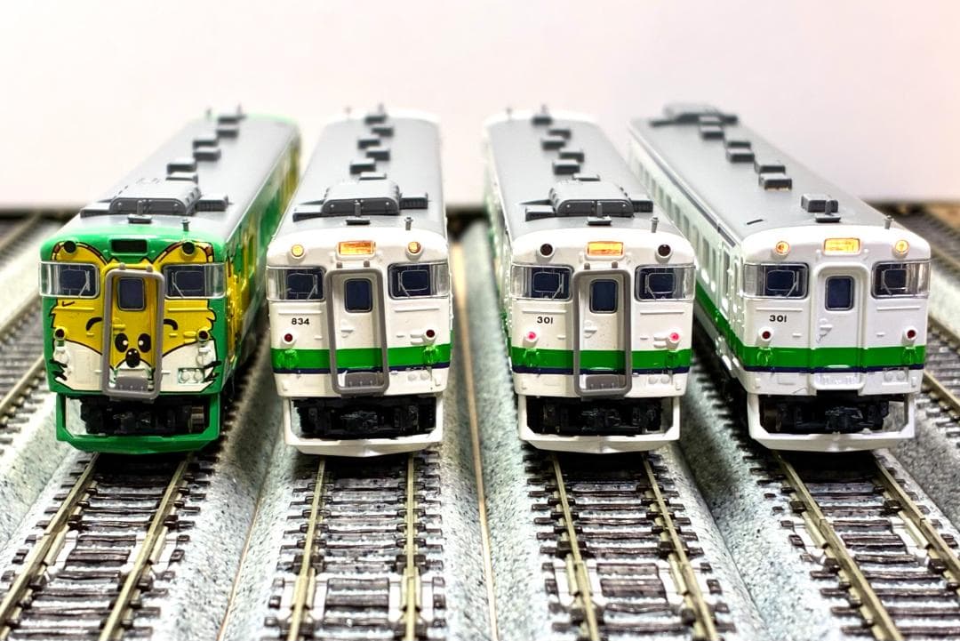 キハ40系700番台 “キタキツネ塗装＋JR北海道標準色” 4両セット