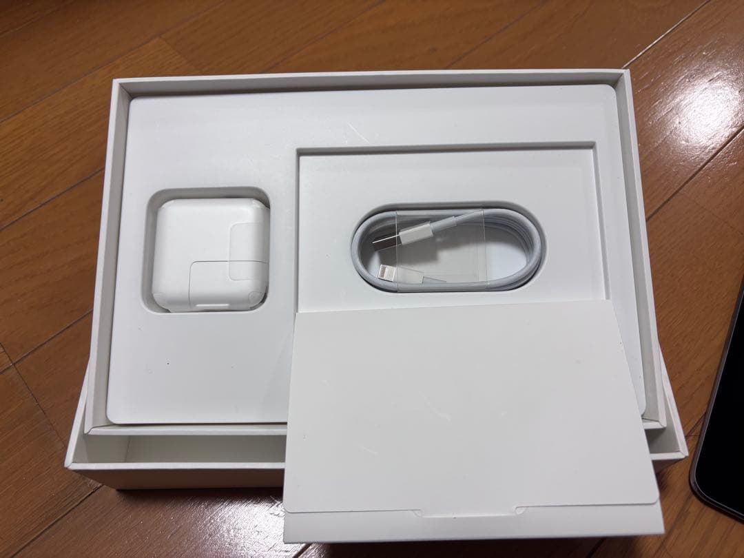 iPad mini4 スペースグレイ/128GB おまけケース付き