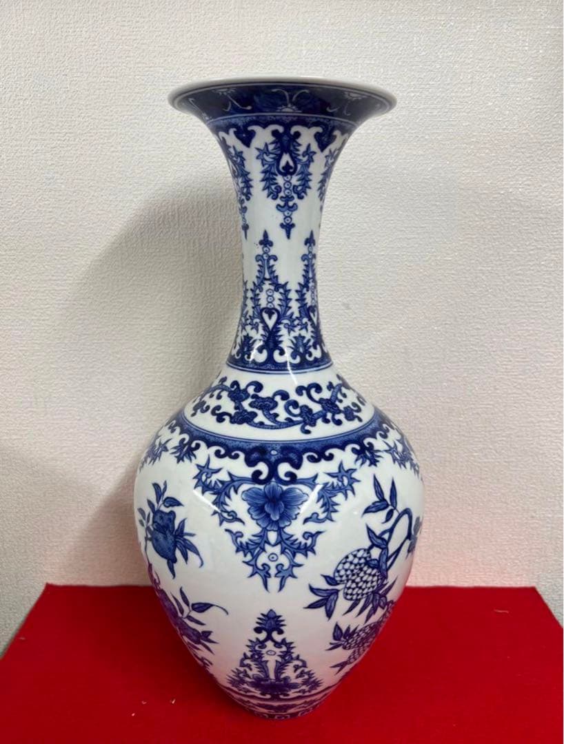 中国古美術　清時代 乾隆年製　青花花卉文　青花瓷 花瓶y117